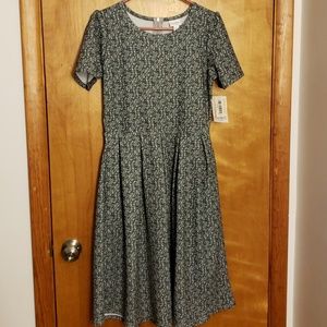 *BNWT* LuLaRoe Amelia Dress w/pockets!